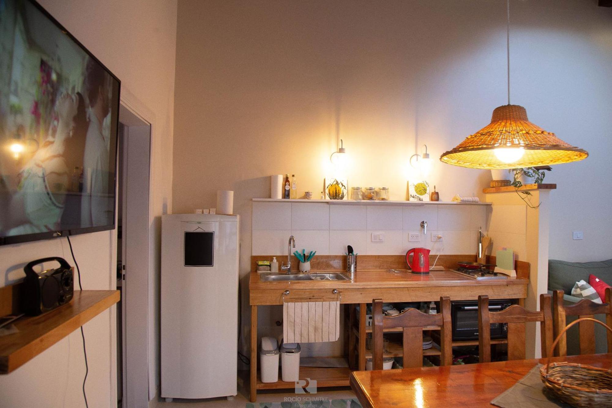 Casa Jardin Adesmia Esquel